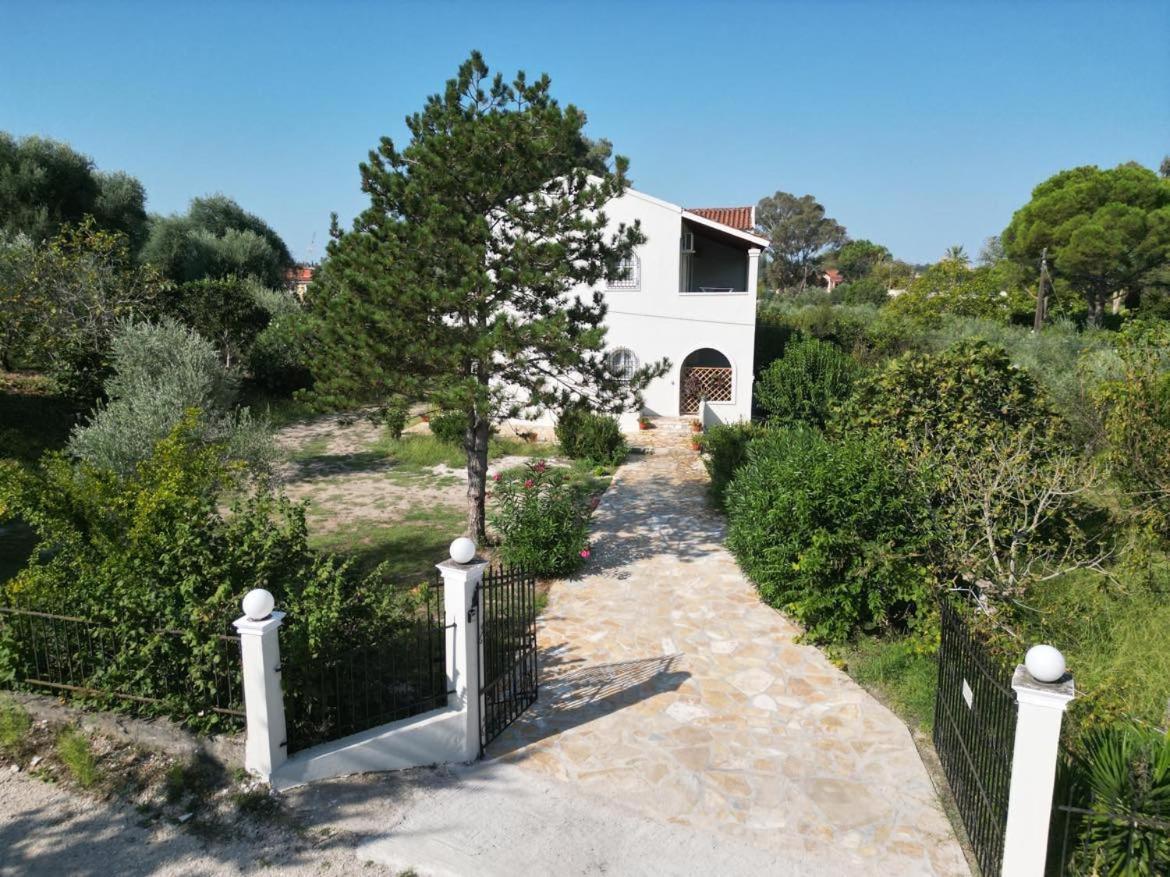 Kouros Apartments Litheres Exterior foto